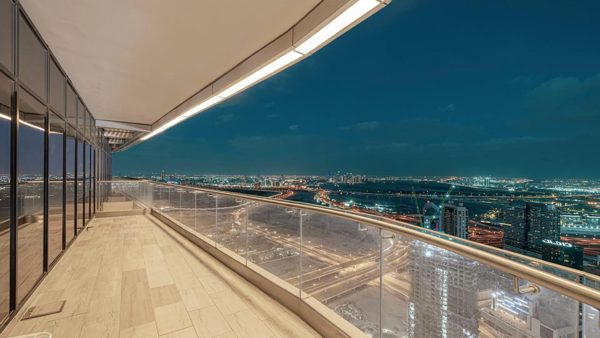 Luxe 6Br Penthouse With Burj View & Private Cinema Apartment Dubai