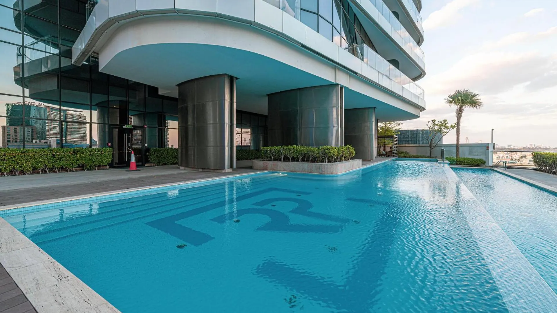 Luxe 6Br Penthouse With Burj View & Private Cinema Apartment Dubai