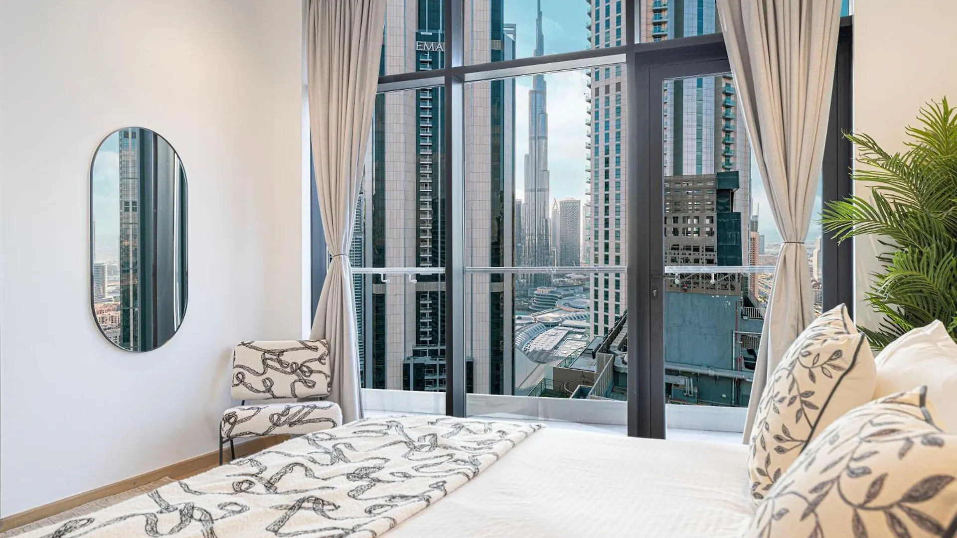 Luxe 6Br Penthouse With Burj View & Private Cinema Apartment Dubai 0*,  United Arab Emirates