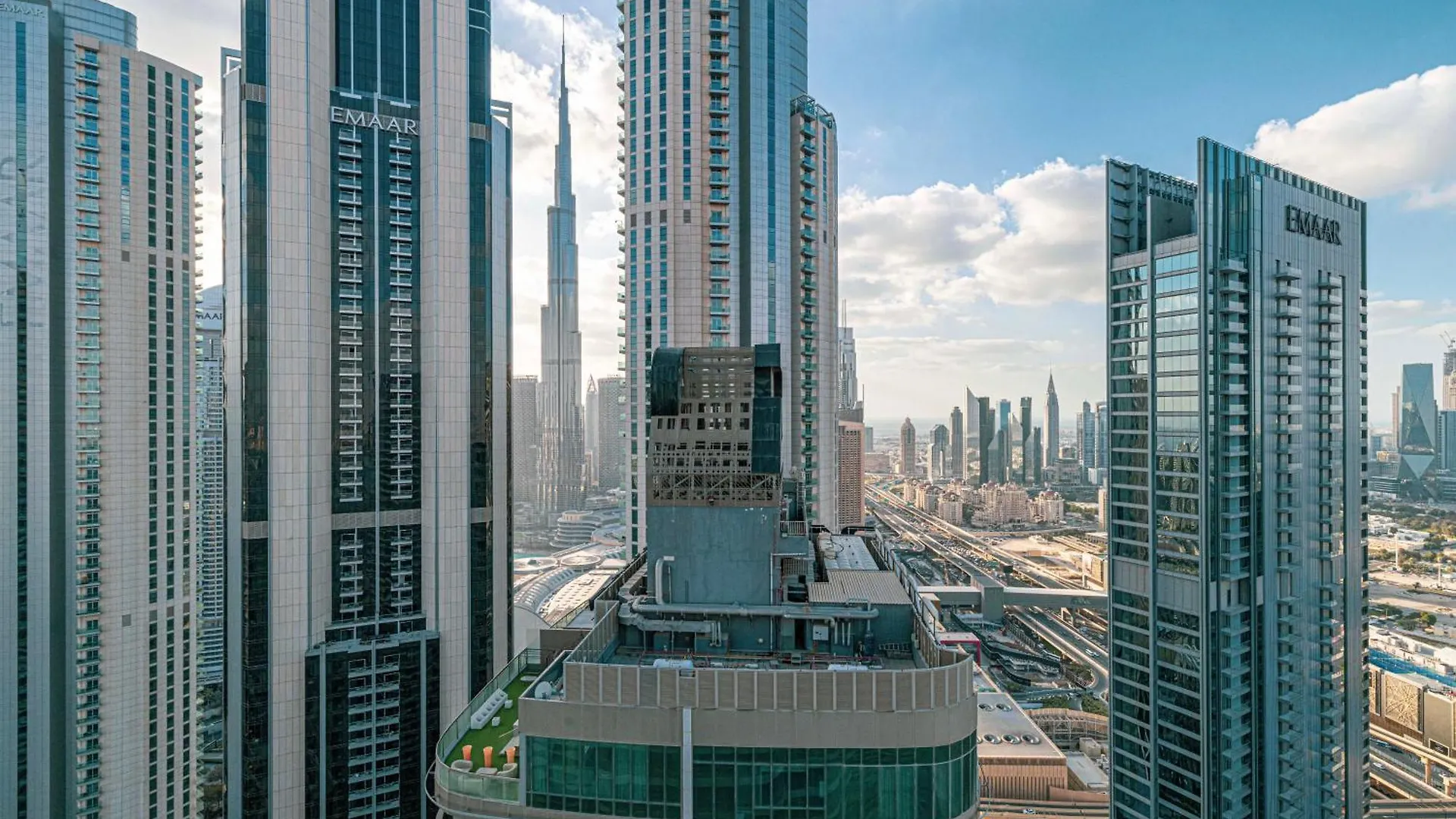 Luxe 6Br Penthouse With Burj View & Private Cinema Apartment Dubai