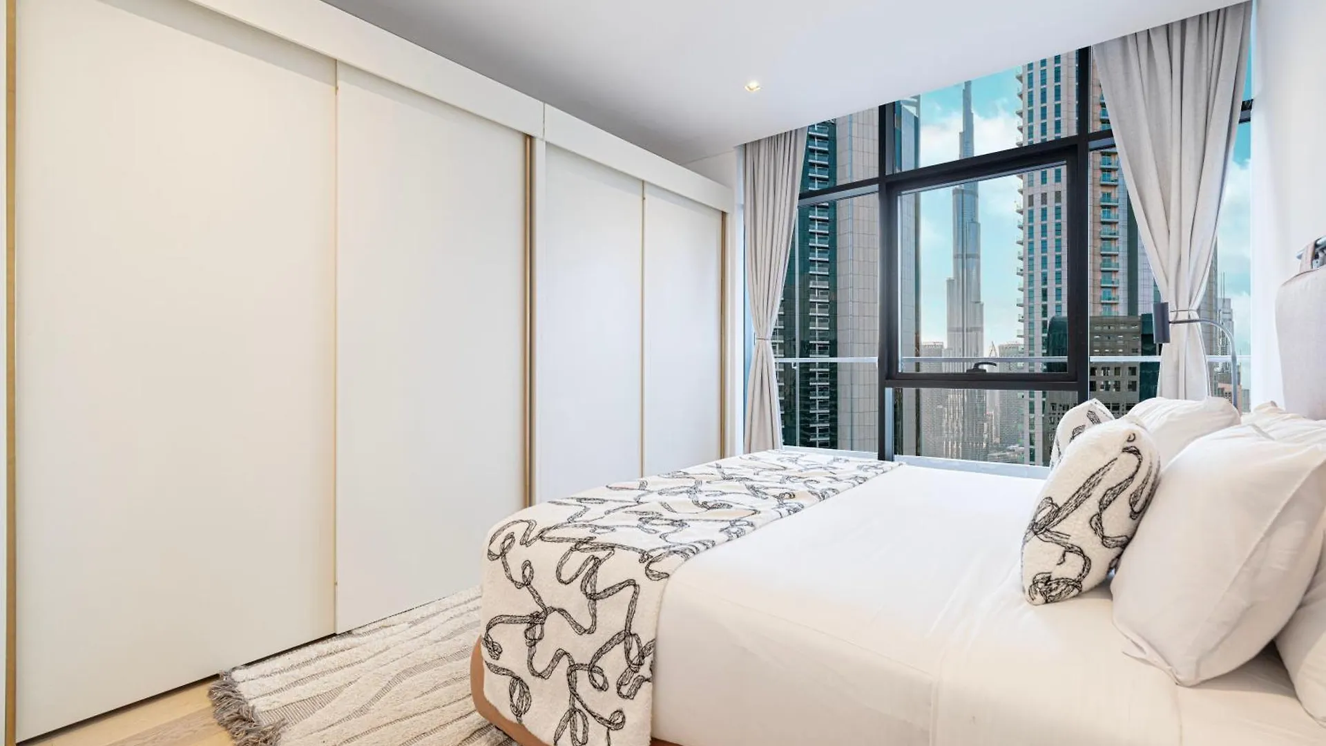 Luxe 6Br Penthouse With Burj View & Private Cinema Apartment Dubai 0*,