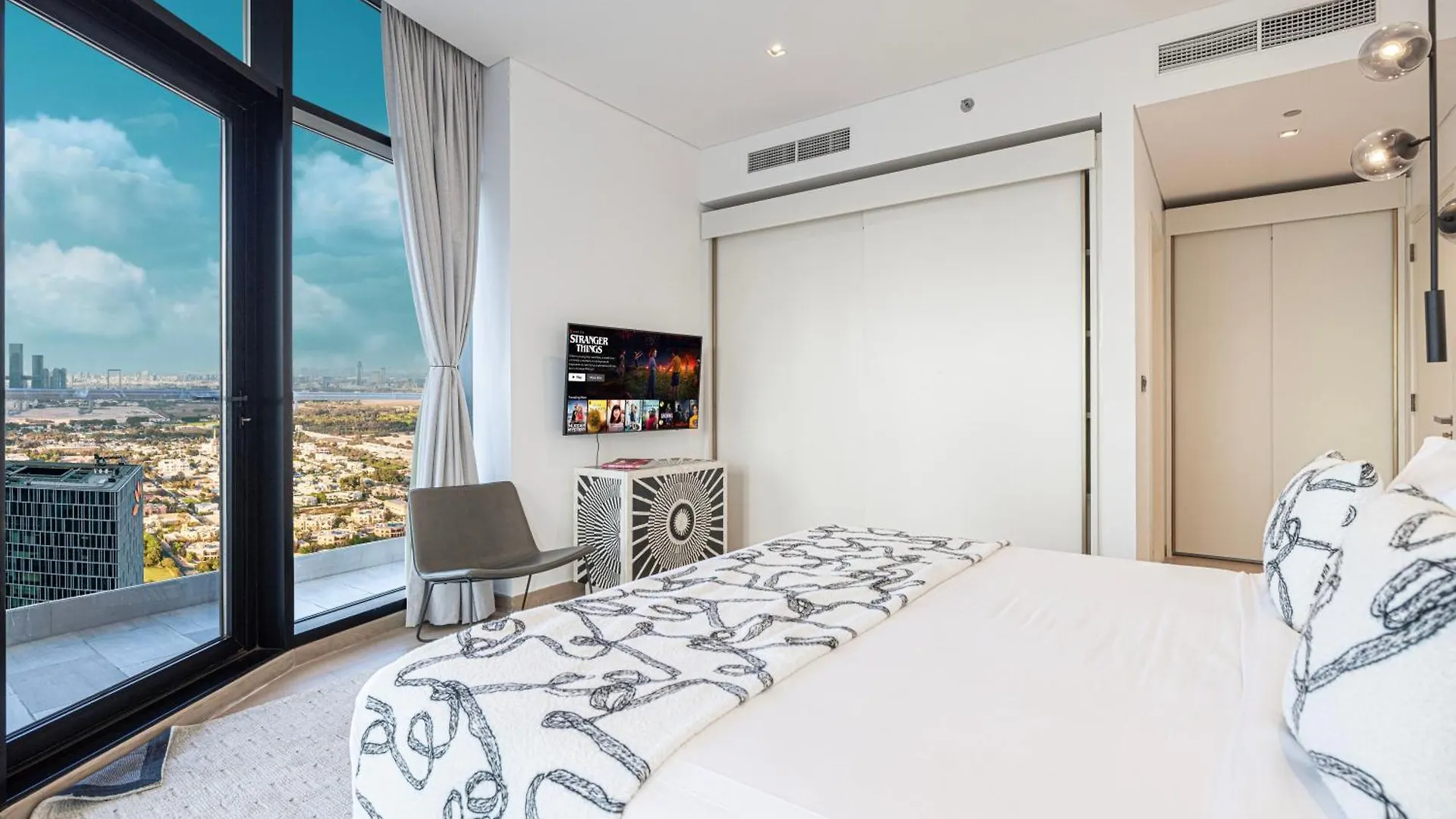 Luxe 6Br Penthouse With Burj View & Private Cinema Apartment Dubai